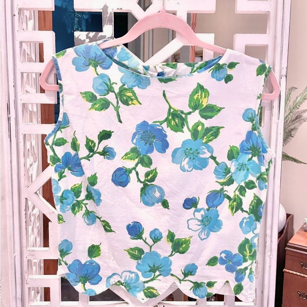 Vintage 50s/60s Floral Tank Top with scalloped hem, label missing